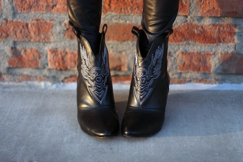 fashionlush, black and white fashion, matisse jagger boots
