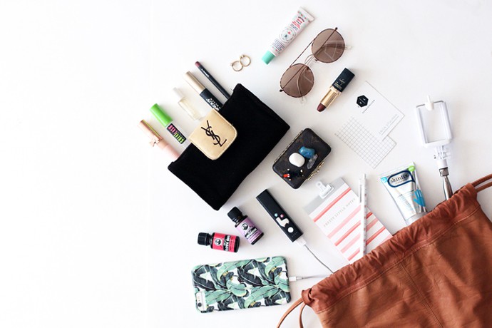 fashionlush, what's in my backpack, everyday blogger essentials