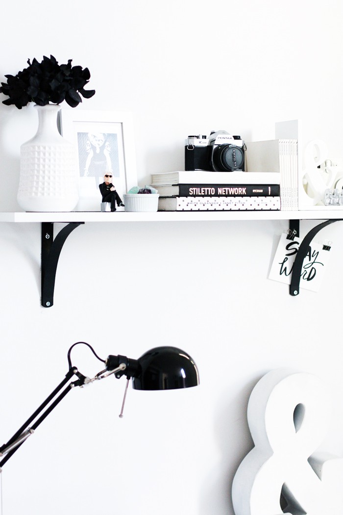 fashionlush, this & that, minimalist desk