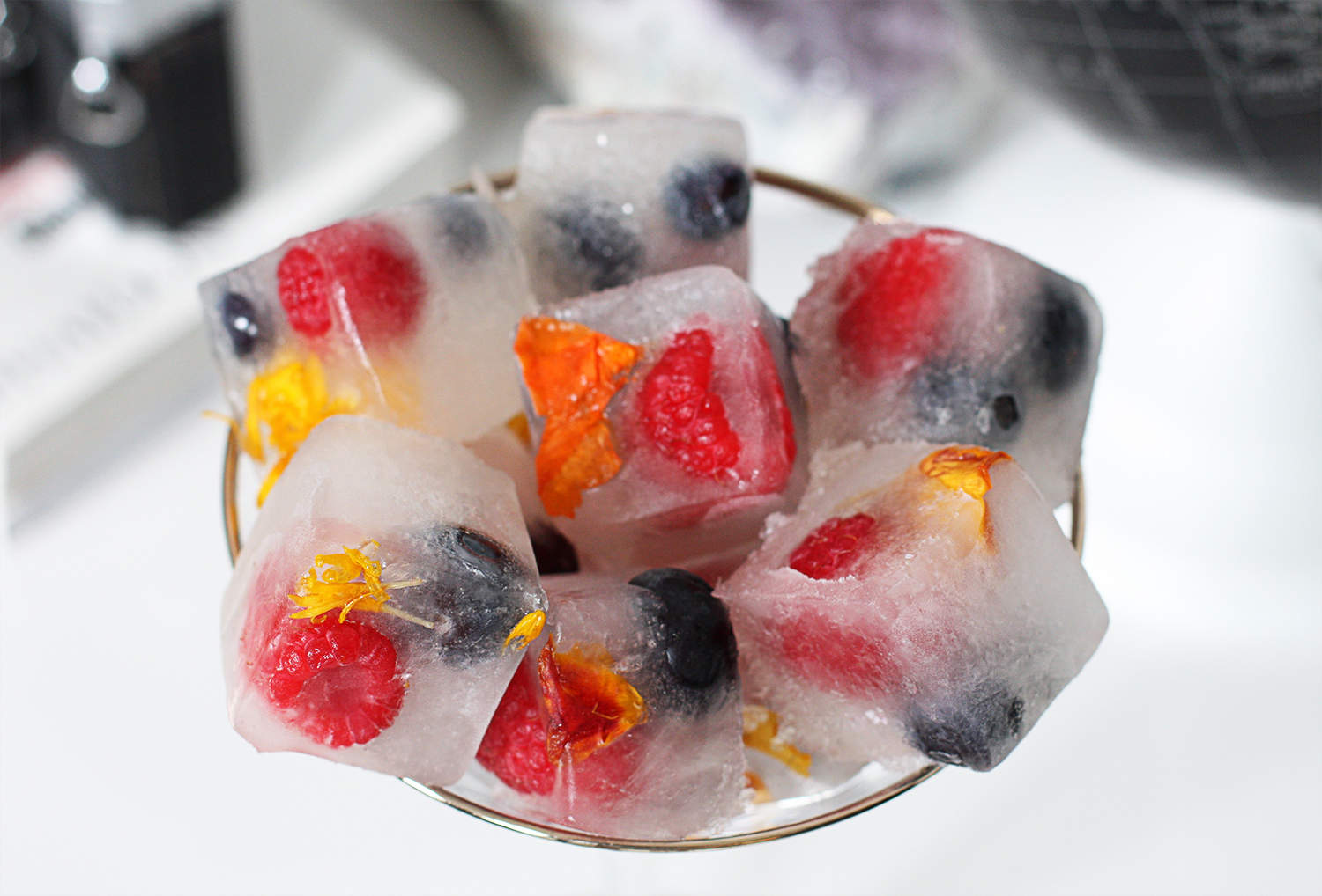 fashionlush, floral ice cubes, party ideas